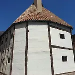 Goldstr.7 *